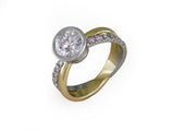 DIAMOND RING WITH CRISS CROSS BAND