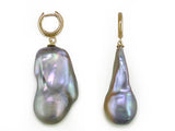 SMALL GOLD HOOP EARRINGS WITH BAROQUE PEARL DROPS